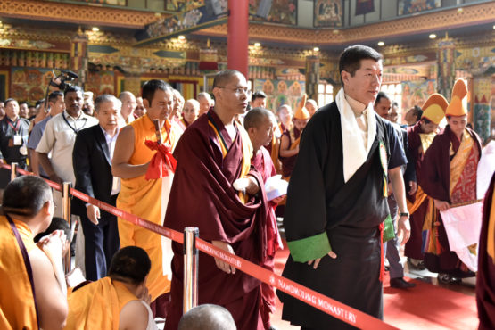 达赖喇嘛尊者出席朗卓喜绕达杰林年度学生毕业典礼