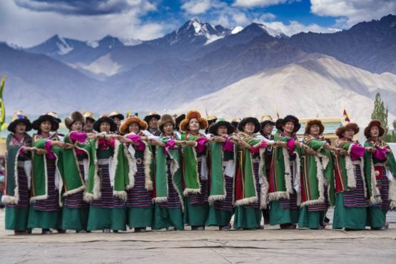 拉达克列城西藏儿童村学生在表演传统歌舞 2018年8月1日 照片/Tenzin Choejor/OHHDL