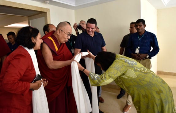 达赖喇嘛尊者抵达印度果阿邦巴姆波利亞凱悅酒店 2018年8月7日 照片/Tenzin phende