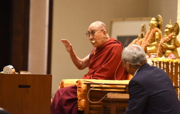 达赖喇嘛尊者在印南班加罗尔市康拉德酒店发表“21世纪的勇气及悲心”为主题的演讲  2018年8月11日   照片/Tenzin Phende/DIIR