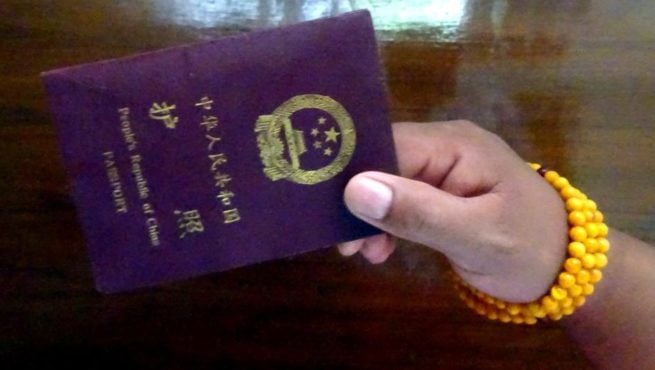 联合国专家质疑中国对藏人歧视性护照发放政策 照片/人权观察