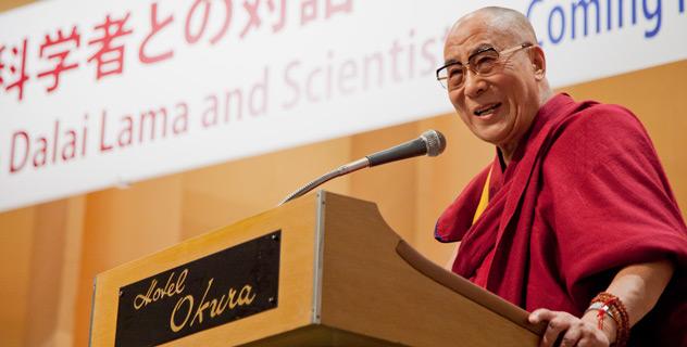 達賴喇嘛在日本橫濱發表講話