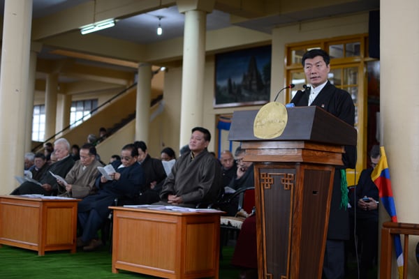 藏人行政中央司政洛桑森格在西藏人民抗暴55周年纪念集会上发表讲话