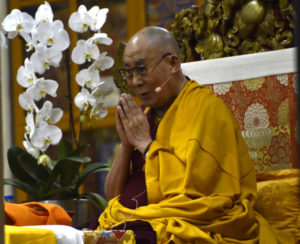 達賴喇嘛尊者在向信眾傳法 2017年8月29日 照片/DIIR