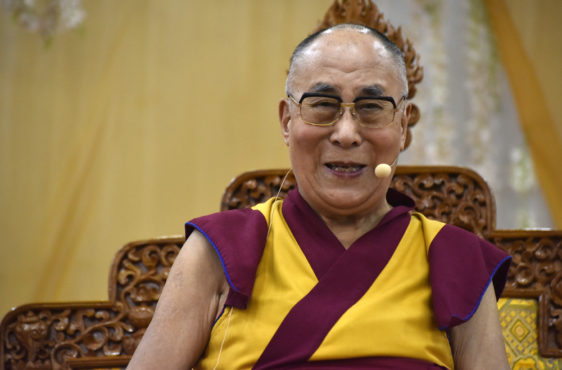 达赖喇嘛尊向藏人学生发表演讲 照片/Tenzin Phende/DIIR