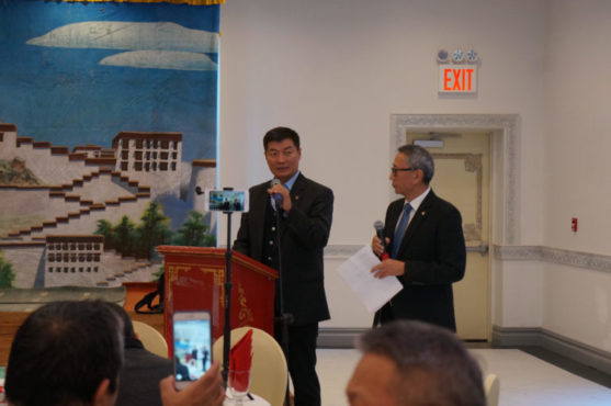 藏人行政中央司政洛桑森格博士在藏漢交流會上發言