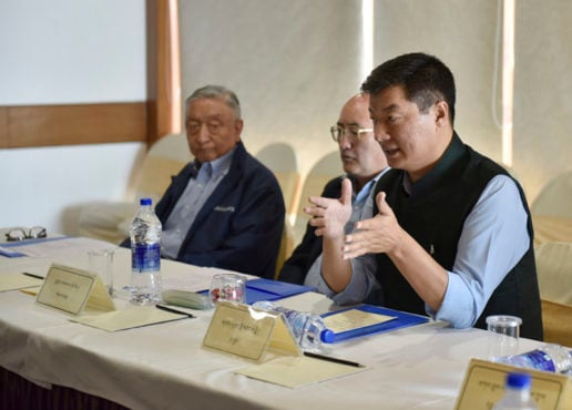 司政出席中藏和谈筹备小组第三十次会议