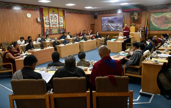 西藏人民议会议长堪布索朗丹培在致开幕辞 2018年9月18日 照片/Tenzin Phende/DIIR