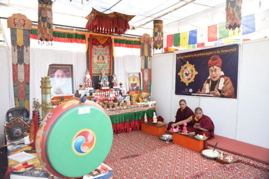 西姆拉多杰扎寺展出西藏宗教文物   2018年10月15日  照片/Tenzin Phende/DIIR