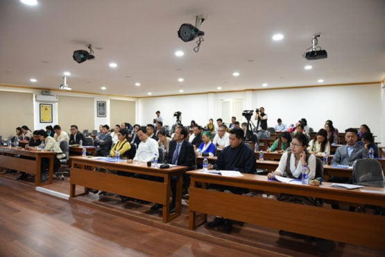 参加第六次对华人沟通交流工作会议与培训会的嘉宾和藏人青年 2018年10月22日 照片/Tenzin Phende/DIIR