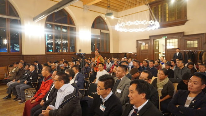 司政洛桑森格演讲的瑞士藏人民众 2018年11月3日 照片/司政办公室