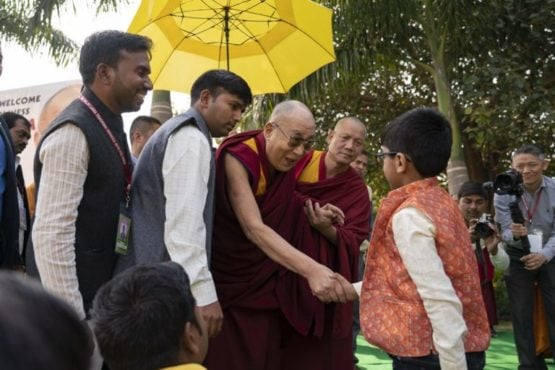 達賴喇嘛尊者在桑伽施會見印度佛教協會的120名志願者 2018年12月2日 照片/Tenzin Choejor/OHHDL