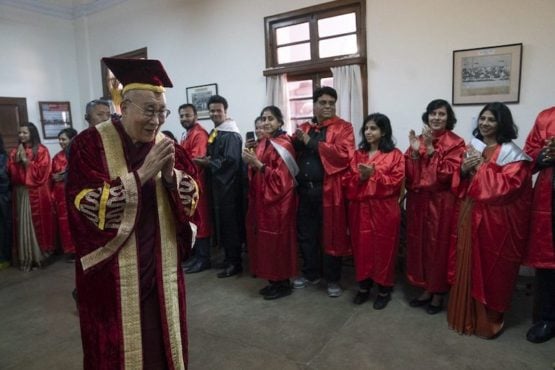 达赖喇嘛尊者在德里圣斯蒂芬学院的创始人纪念活动上与该院师生互动 2018年12月7日 照片/Lobsang Tsering/OHHDL