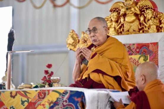 达赖喇嘛尊者在菩提伽耶向数万信众传授文殊法类灌顶与随许 2018年12月30日 照片/Tenzin Phende/CTA