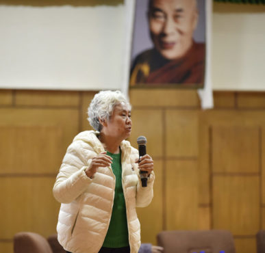 澳大利亚齐氏文化基金会主席齐家贞女士在演讲活动上发言 2019年3月12日 照片/Jayang Tsering/CTA