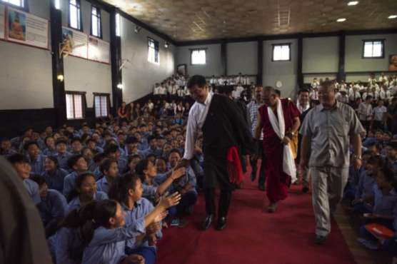司政洛桑森格抵访德拉顿色拉坤西藏儿童村分校 照片/Tenzin Jigme/CTA