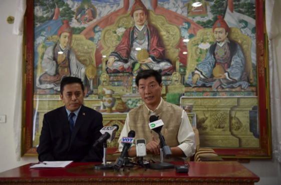 藏人行政中央司政洛桑森格在西藏歌舞戏剧学院成立六十周年新闻发布会上发言 2019年5月14日 照片/Tenzin Jigme/CTA