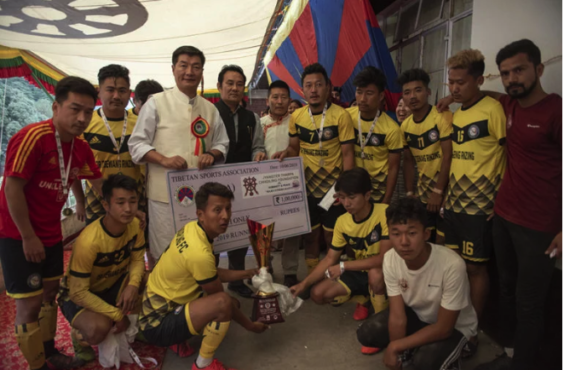获得本届亚军的印度北阿坎德邦顿珠林藏人社区足球队 2019年6月10日 照片/Tenzin Jigme/CTA
