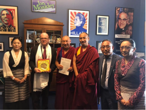 西藏人民议会代表团会见美国国会众议院议员吉姆•麦戈文 2019年6月19日 照片/驻北美办事处提供