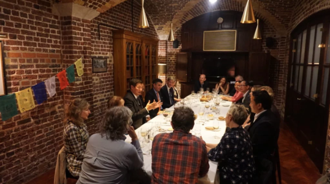 司政洛桑森格与资助藏人儿童教育的英国各界人士举行餐会 2019年6月19日 照片/驻伦敦办事处提供