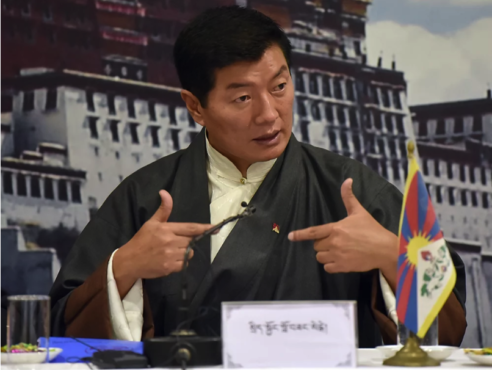 藏人行政中央司政洛桑森格在驻外办事处代表年度工作会议上致辞 2019年10月7日 照片/Tenzin Phende/CTA