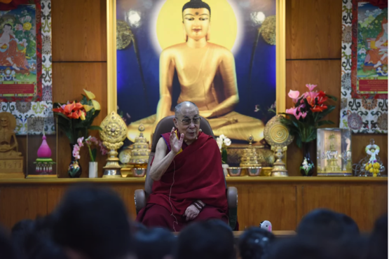 达赖喇嘛尊者在向印藏学生强调古印度智慧的重要性 2019年10月25日 照片/Tenzin Pheden/CTA