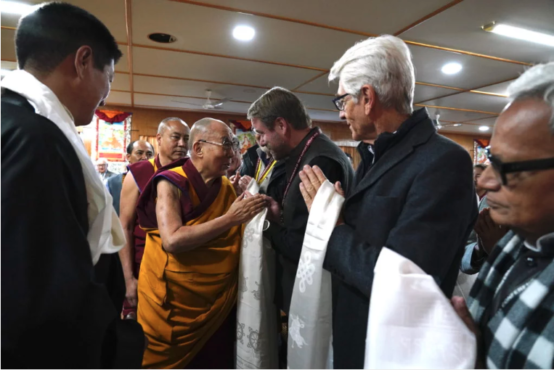 达赖喇嘛尊者接见出席第八屆国际支持西藏团体大会的各国代表 2019年11月4日 照片/OHHDL