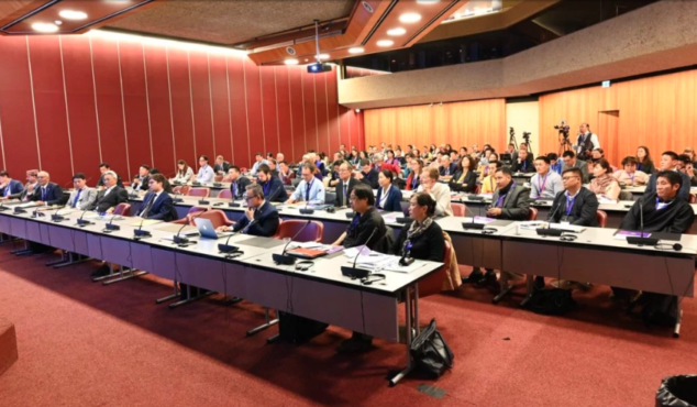出席“2019日内瓦论坛”开幕式的各界代表 2019年11月14日 照片/Tenzin Nyishon/瑞士