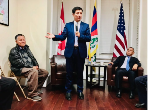 司政洛桑森格在交流活动上向中国民运人士介绍西藏问题 2019年11月20日 照片/驻北美办事处提供