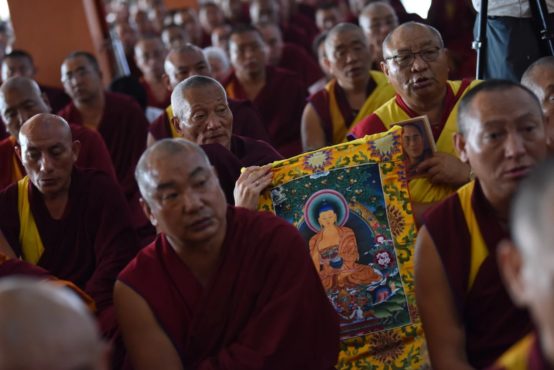 聆听达赖喇嘛尊者讲话的僧众 2019年12月22日 照片/TenzinJigme/CTA