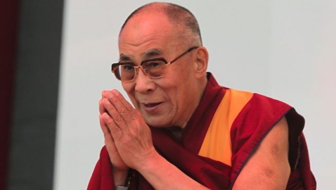 达赖喇嘛尊者致函祝贺南韩总统文在寅所属的共同民主党在国会选举中胜出   照片/资料图片