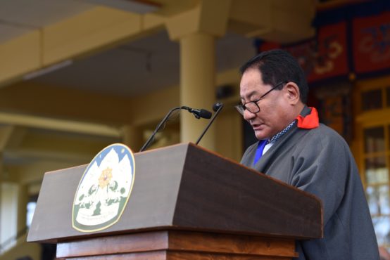 西藏人民议会议长白玛炯乃在西藏自由抗暴六十一周年官方纪念活动发表议会的声明 2020年3月10日 照片/Tenzin Phende/CTA