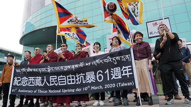 2020年3月8日，在台西藏人团体发起「台北静默游行」纪念西藏抗暴61周年 （锺广政 摄）
