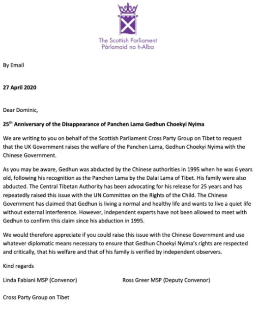 苏格兰议会议员罗斯·格里尔和议员琳达·法比亚尼向英国外交大臣多米尼克·拉布但信函
