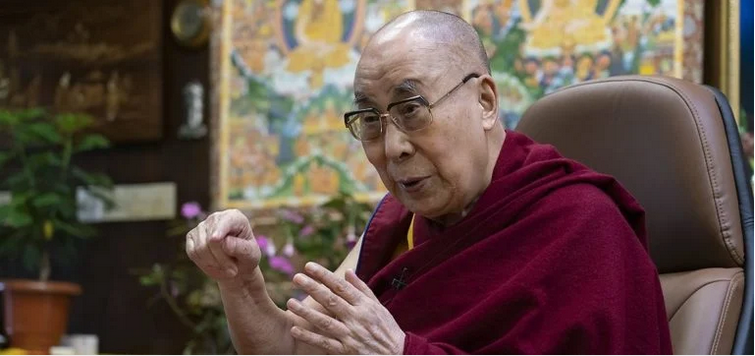 达赖喇嘛尊者透过视讯向参加“诺奖得主与领袖为儿童发声组织”举办的峰会的各界人士致辞 照片/视频截图