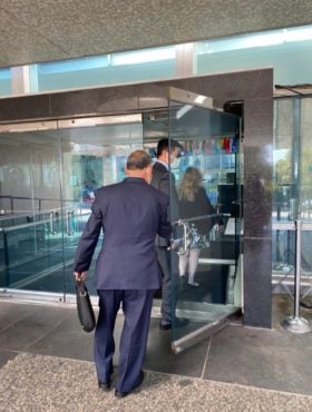 司政洛桑森格在驻北美代表欧珠次仁的陪同下首次访问美国国务院 2020年10月16日 照片/驻北美办事处提供